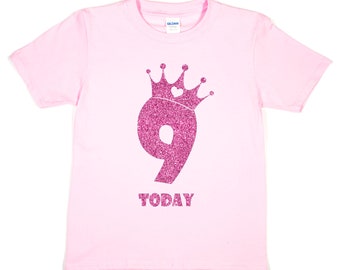 Print4u Happy 9th Birthday 9 Today Age Nine In Unique Pink Glitzer Jungen Mädchen T-Shirt