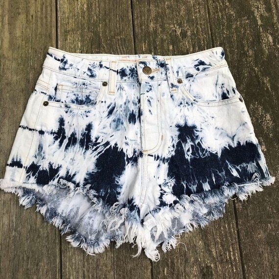 Vintage Guess High Rise Beach Dipped Shorts