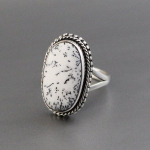 White Jasper ring, Gemstone Ring, Statement Ring, White Agate Ring, Gemstone Ring for Woman, Dainty Birthstone Jewelry, Gift for Her