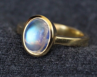 Rainbow Moonstone Ring, 18K Gold & Sterling Silver Ring, June Birthstone Jewelry, Chunky Ring, Handmade Jewelry for Women, Gift for Mom