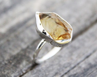 Raw Citrine Ring, Raw Crystal Silver Ring, November birthstone, Healing Crystal Ring, Ring for Women, Raw Stone Ring, Raw Gemstone Ring