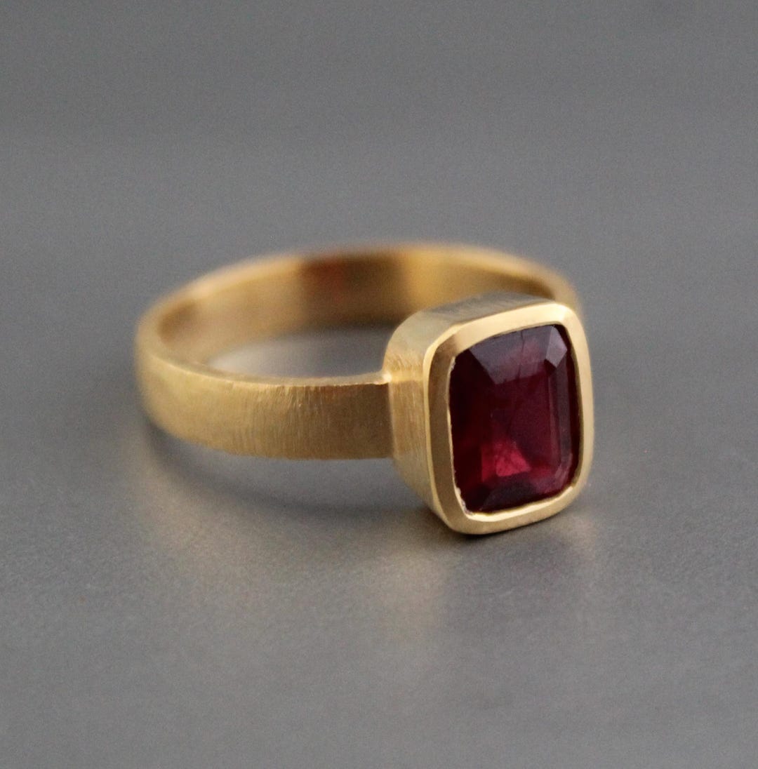 Bague rubis carrée, bague remplie d'or 18 carats, bague solitaire