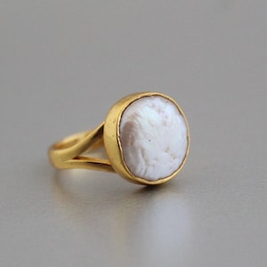 Natural Pearl Ring, Dainty Gold Ring, Gift For Mom, Bridesmaid Gift, Wedding Jewelry, Handmade Jewelry, Chunky Silver Rings For Woman