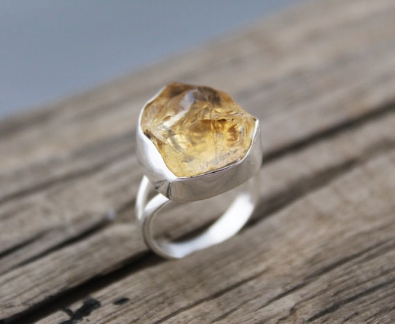 Raw Citrine Ring Chunky Citrine Healing Ring Handmade Ring Raw Crystal Ring Sterling Silver Ring November birthstone Minimalist Ring