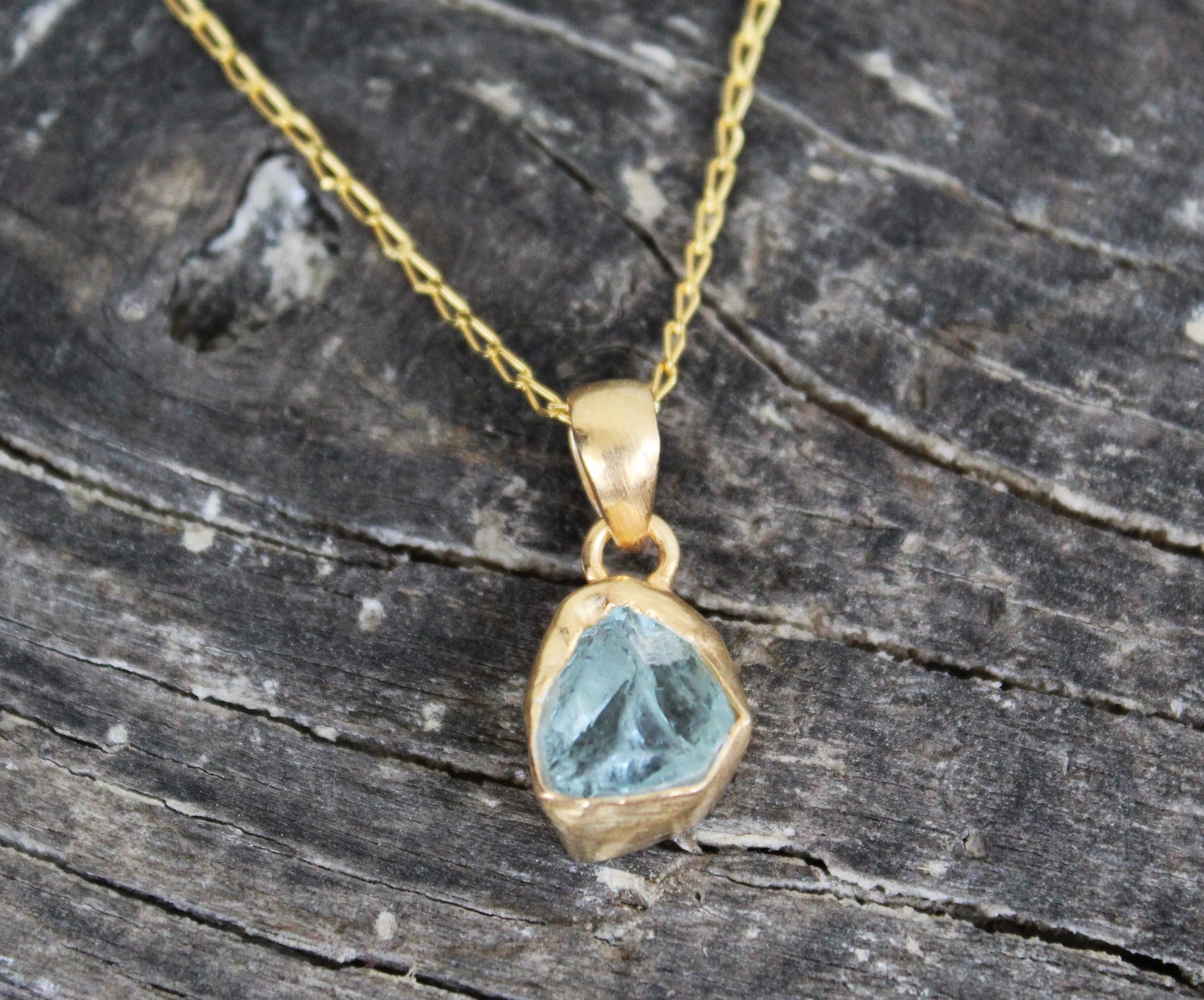 Raw Aquamarine Necklace 18K Gold Necklace Rough Aquamarine Etsy