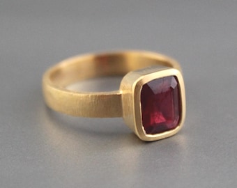 Natural Ruby Ring: Handmade 18K Gold Solitaire, Bohemian Statement Ring, Red Gemstone Ring, July Birthstone Jewelry