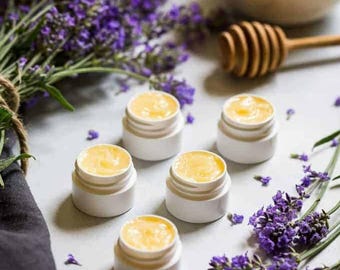 Natural Lip Balm: Shea Butter, Beeswax, Coconut Oil