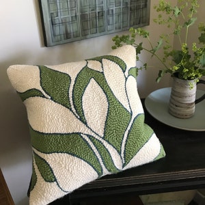 Motif de perforation Gracie Pillow : motif de feuille moderne (téléchargement PDF)