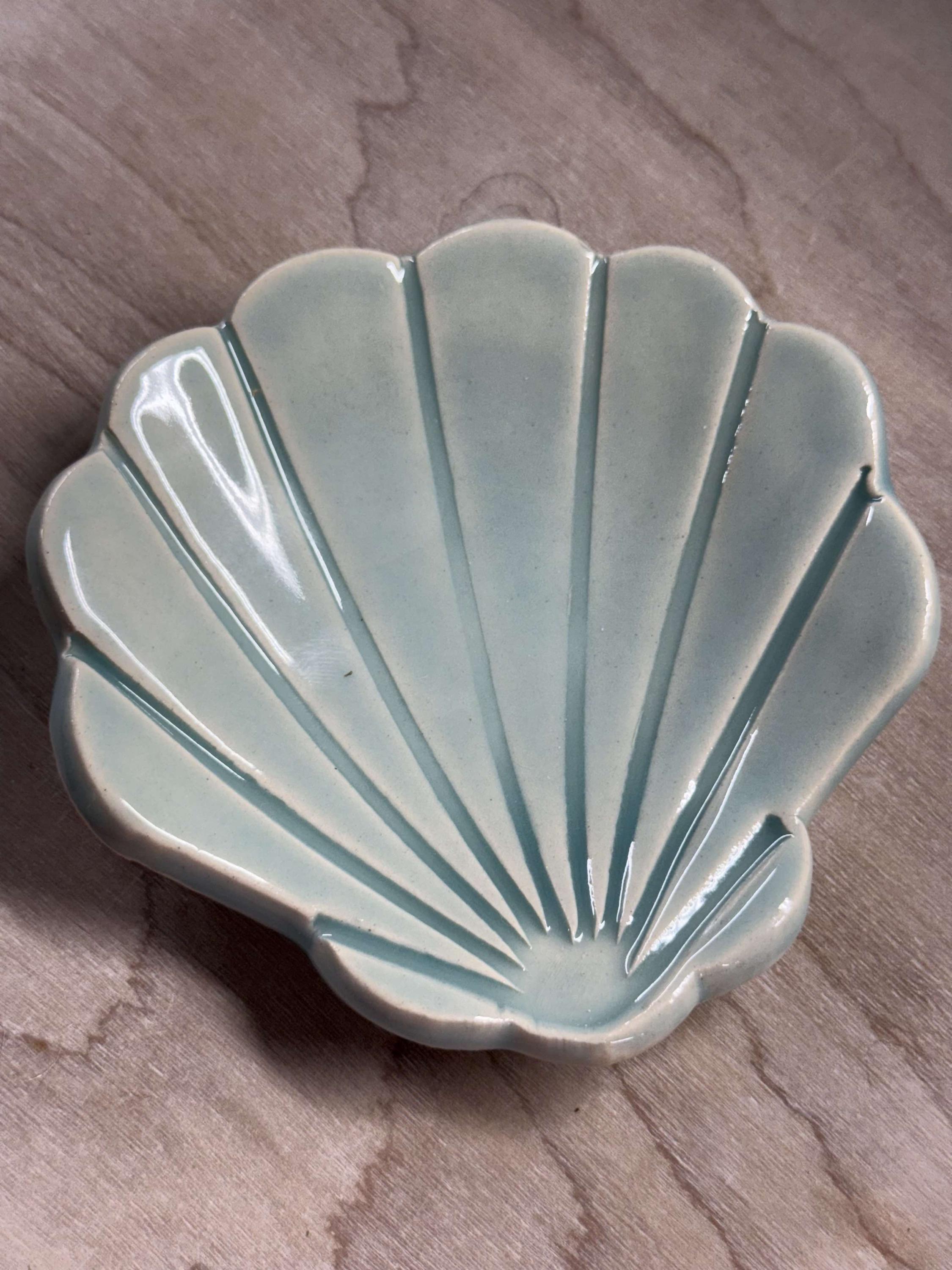 Handmade Ceramic Sea Shell Ring Dish: Beach Pottery Trinket Dish - Etsy