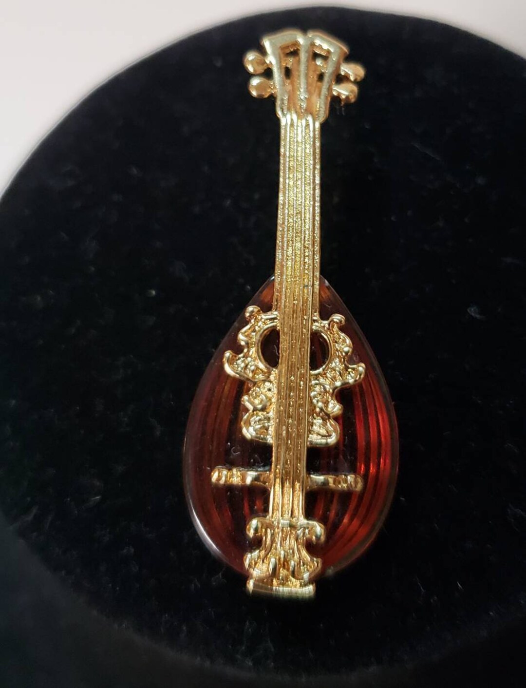 Avon Musical Instrument Pin Mandolin/vintage 1990s Avon Lucite Goldtone ...