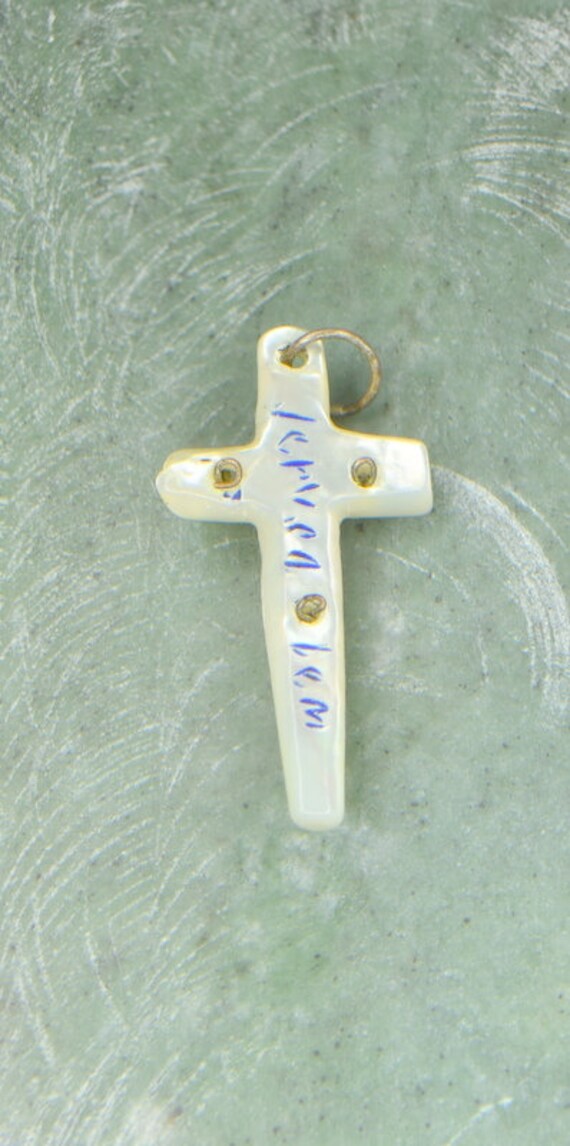 Vintage Pendant Crucifix Cross Mother of Pearl Me… - image 4