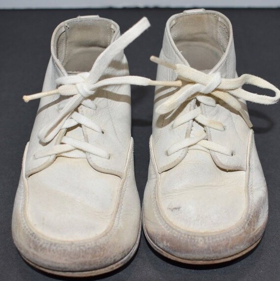 vintage baby walking shoes
