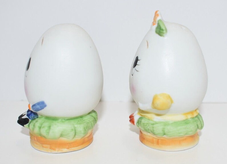 Lefton Anthropomorphic Figurines Eggs Salt Pepper Shaker Girl Boy