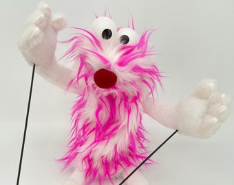Pinky Yeti - hand puppet, muppet style