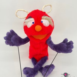 Sweet Pepper with purple accent - hand puppet, muppet style