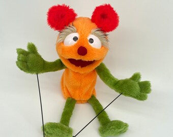 Honey Liloo with green accent - hand puppet, muppet style