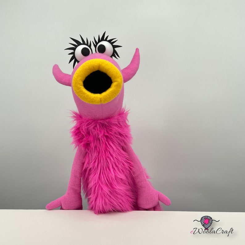 Snowth inspired hand puppet, muppet style image 2