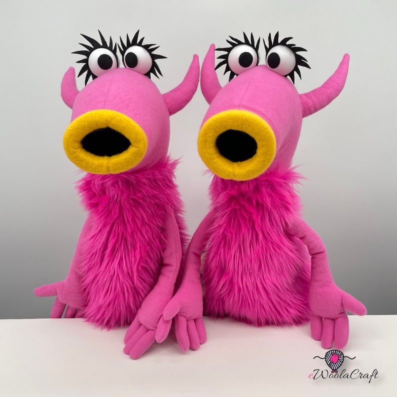 Snowth inspired hand puppet, muppet style image 8