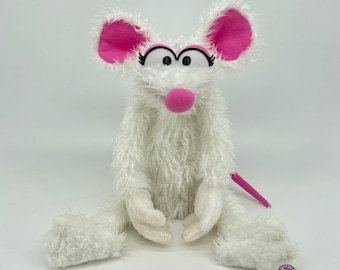 Lady Mouse - hand puppet, muppet style