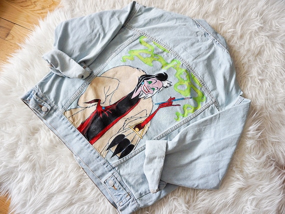 Cruella De Vil (101 Dalmatians) Handmade Painted Oversize Vintage