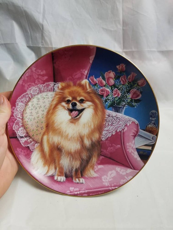 Puppy Dog Cute Pomeranians Porcelain Plate w// Display Stand