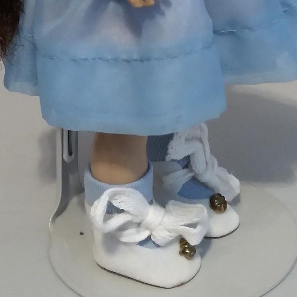 DOLL SHOES ANTIQUE Style 1 1/8" White Cute for Antique and Vintage Dolls U.S. Seller