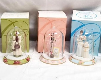 Avon Vintage Figurine Presidents Award Miniature Mrs. Albee With Globe Base and Original Boxes