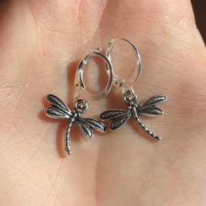 Silver Dragonfly Huggies, Hypoallergenic Dragonfly Huggie Hoop earrings, Dainty Hippie Bug Earrings, Fairy Aesthetic Earrings