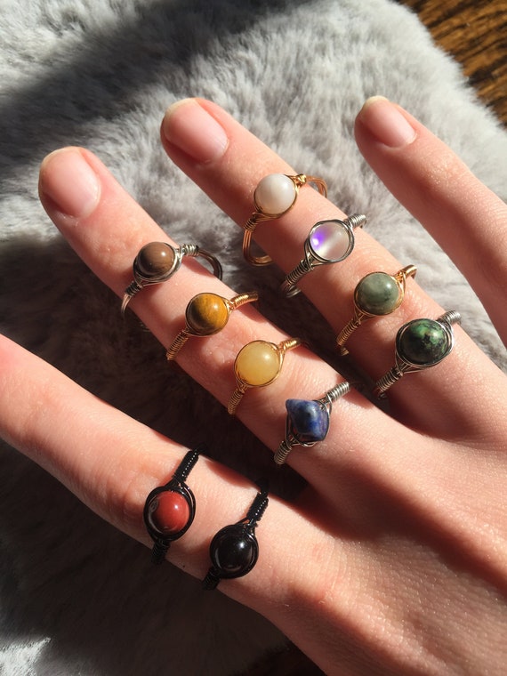 Round gemstone deals rings