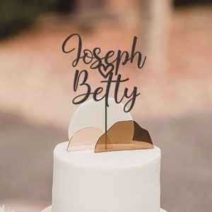 Boho Cake Topper . Wedding Cake Topper With Heart .  Rustic Wedding Cake Topper . Custom Script Mr and Mrs Cake Toppers for Wedding