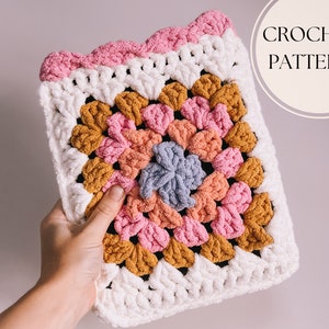 Retro Vibes Tablet Sleeve Pattern PDF | Beginner Friendly Granny Square Cozy Kindle Cover Pattern | Blanket Yarn Phone Pouch Back to School