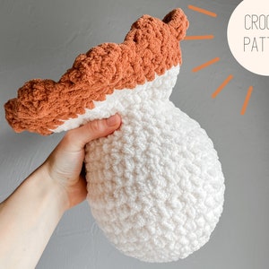 The Champagne Mushroom Crochet Pattern PDF | Beginner Friendly Woodland Pillow | Chunky Mushie Blanket Yarn Amigurumi Pattern
