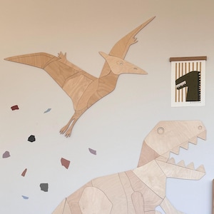 Wooden Pterodactyl Wall Decor – Dinosaur Nursery Decoration for Boys Room, Minimalist Dino Wall Art, Playroom Dinosaur Gift for Kids