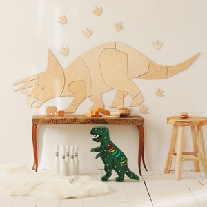 Unico Triceratops Origami Wall Art - Decorazione della camera dei bambini - Dinosauro in legno da appendere alla parete - Kinderzimmer