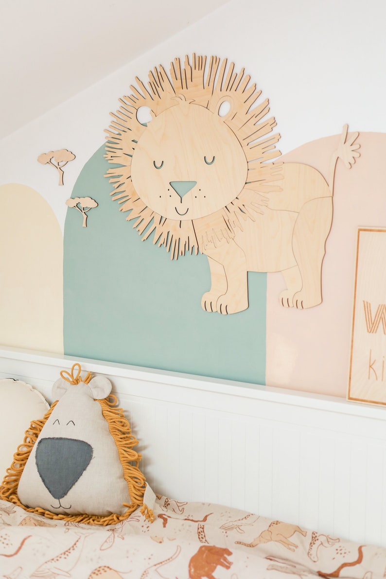 LION wooden wall decoration in the Safari style SIZE M, wooden wall decorn, Kinderzimmer Dekoration, Wanddekoration, Nursery decor image 3