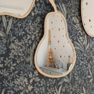 Kids Room Mirror, Pear shape, Safety Mirror, Mirror for kids rooms, Montesori decoration, Kinderspiegel
