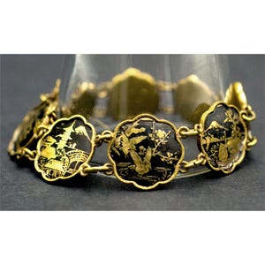 Japanese Bracelet With Gold Decorations • Gilded brass with inlaid gold, antique bracelet with Japanese pagodas, flowers, birds