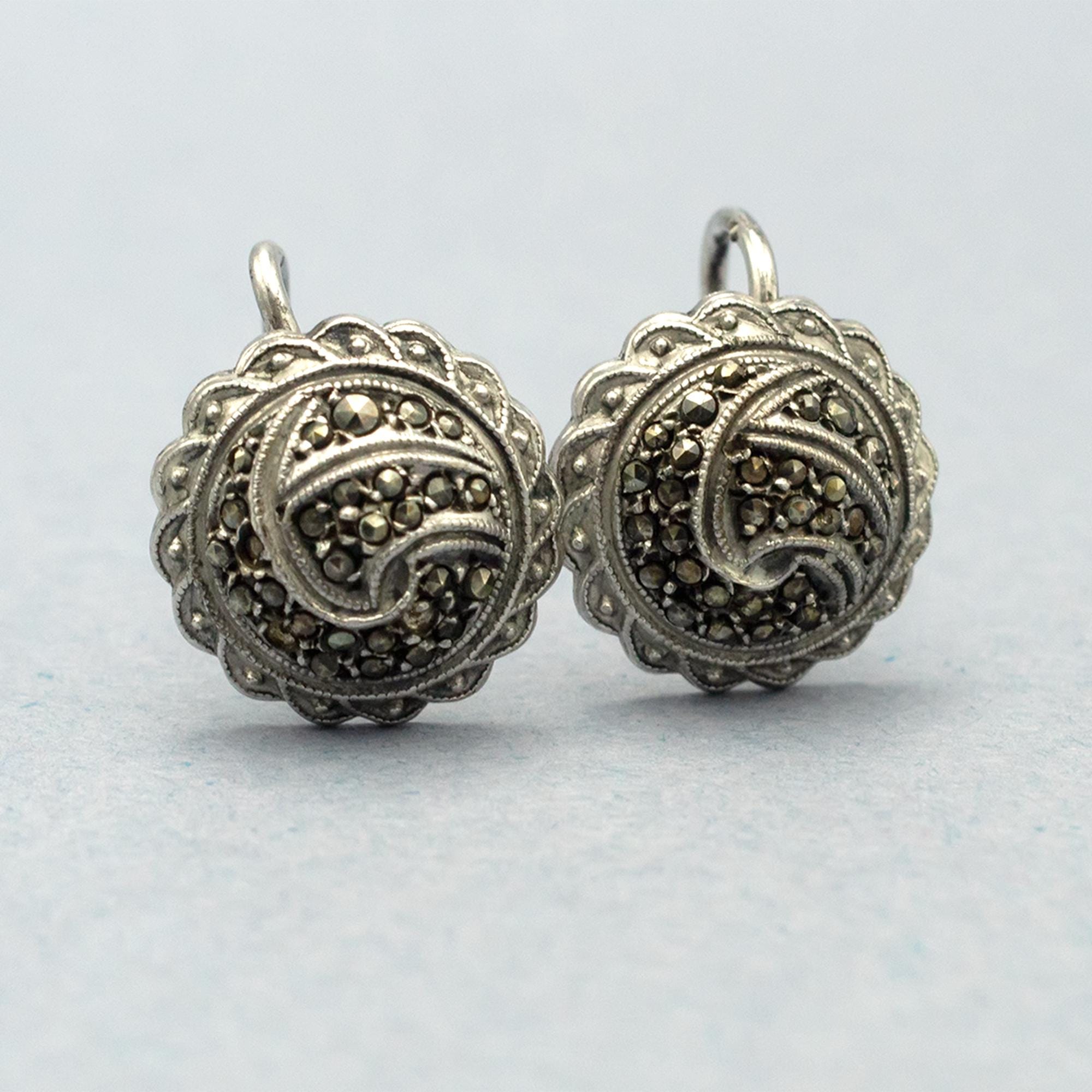 Boucles D'oreilles Clips Anciennes Vers 1930 - Marcassites Sur Métal Argenté, Style Vintage
