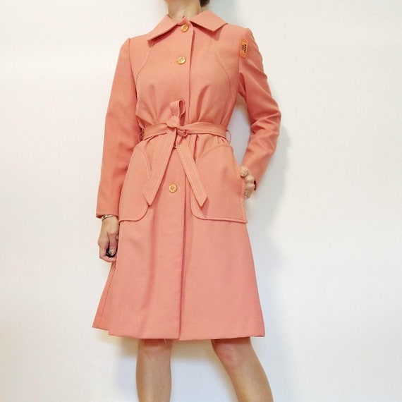 Vintage 1970s pink trench coat - image 2