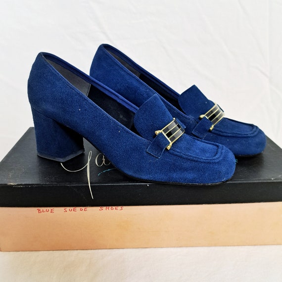 Deadstock vintage 1960s blue suede shoes size 5.5 - image 1