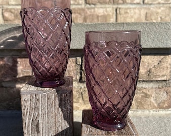 L.E. Smith Amethyst Laced Trellis Mid Century Glass Tumblers.