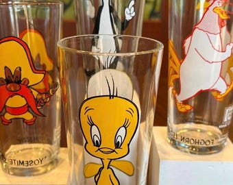 Vintage Pepsi Looney Tunes Glass Tumblers.