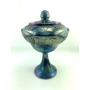 Vintage carnival glass harvest grape lidded candy bowl.