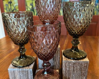Vintage Style Diamond Patterned Wine Goblets.