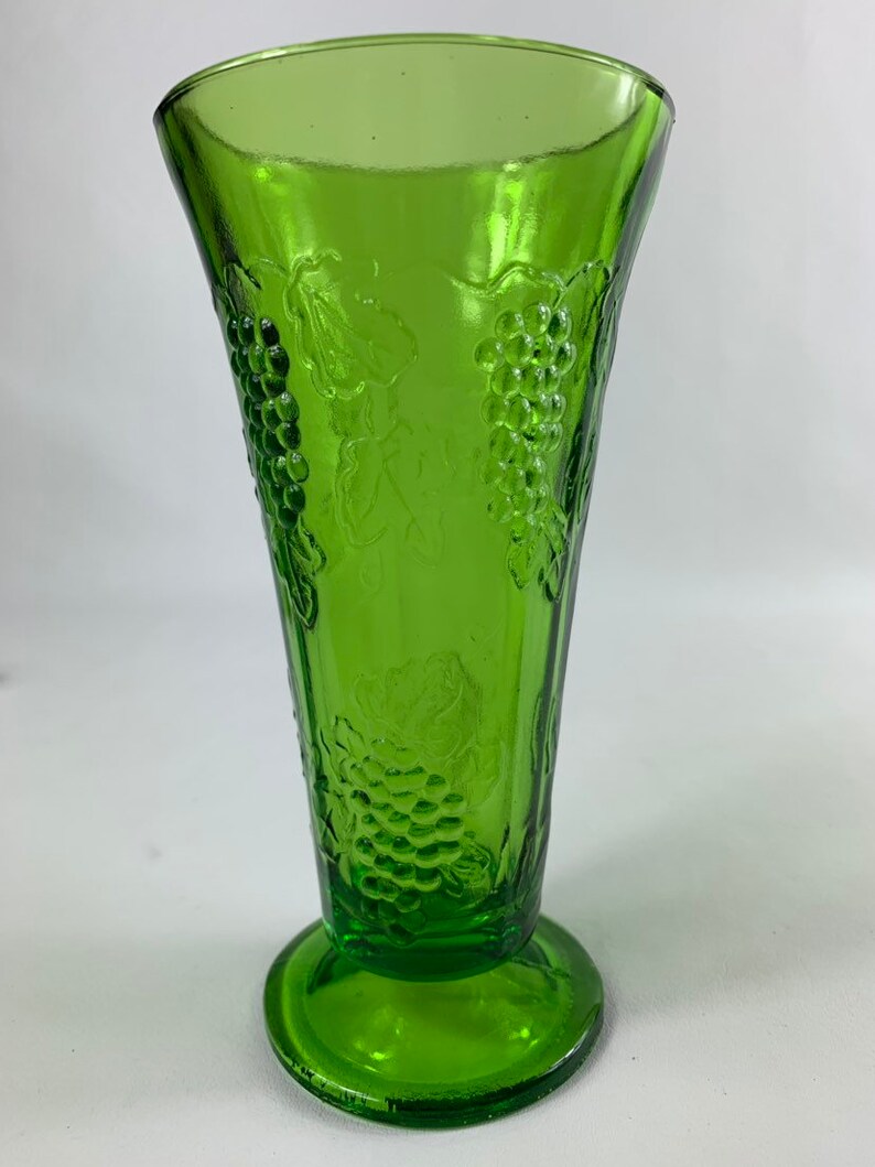 Vintage Indiana Glass Harvest Grape.