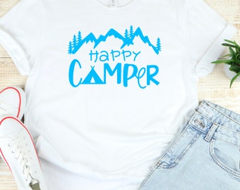 Happy Camper SVG | 2 | inclus Montagnes | Tente | | de camping Grands espaces | Happy Place | Remorque de voyage | | de VR Road trip |