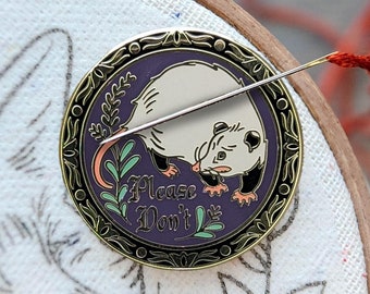 Please Don't Opossum Hex Sign, Needle Minder, Magnetic Backing, PA Dutch Folkart