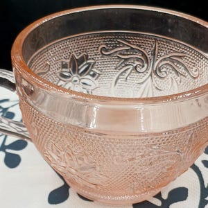 Tiara/Indiana Glass Peach Sandwich Glass Coffee/Tea Cup.  Pink Color. Collectible. Replacement Item. Vintage 1970&#39;s.