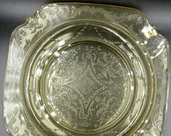 Federal Yellow/Gold Depression Glass Plate. Madrid Pattern. Square. Ruffled corners. Cut Glass. Elegant Design. Replacement. Vintage.