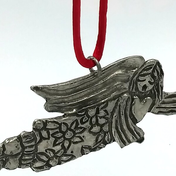 Marcia USA Hammered Pewter Handcrafted Angel  Pendants.  Angels with Paint Pallet/Brush, Flying with flowers.